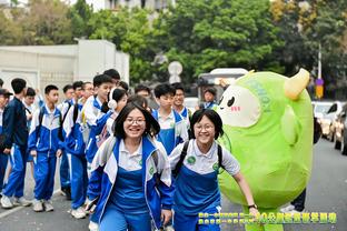 game ban sung online nhieu nguoi choi nhat 2017